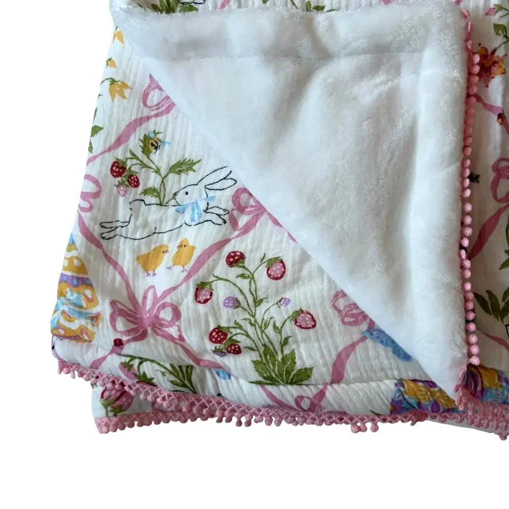 Envogue Reverse to Plush Dreamy Gauze Blanket 50x70 Easter Bunnies & Bows NEW